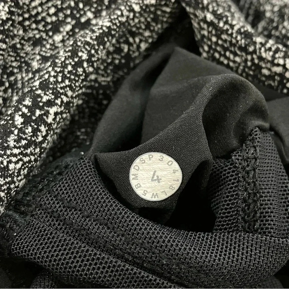 Lululemon On The Fly Pant - Picture 8 of 8